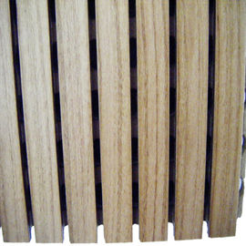 スタジオの木の材木の防音のフェルト板音響の壁パネル