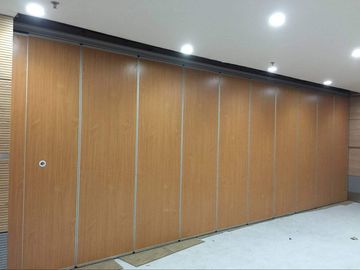 木板のマレーシアの折る隔壁、商業音響部屋ディバイダーの壁