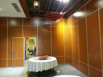 多色の会議室4mの高さのための音響の移動可能な隔壁