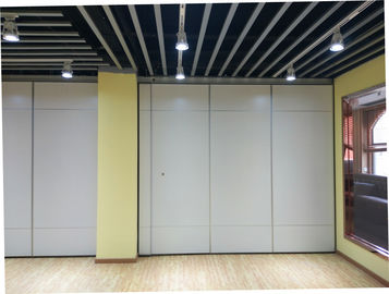 装飾的な商業家具の折る隔壁/操作可能な壁システム
