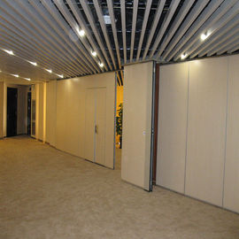 講堂のための折る木の防音の音響の移動可能な滑走部屋の隔壁