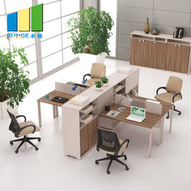 粉によって塗られる終わりを用いる4つの座席オフィス用家具の仕切り保証5年の