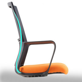 現代スタッフの黒のナイロン網の椅子、中間のバック オフィスの家具の回転イス