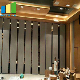 ドバイの会議場音響部屋ディバイダーの操作可能な壁の仕切り