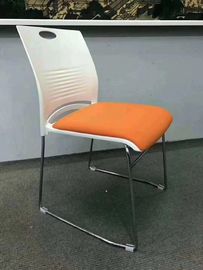 EBUNGEの人間工学的のオフィスの椅子の倍数は会議室のためのオフィスのゲストの訪問者の積み重ね可能な椅子を着色します