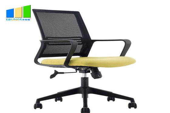 管理の生地の回転イスの黒の中間の背部網のオフィスの椅子コンピュータ机のスタッフの椅子