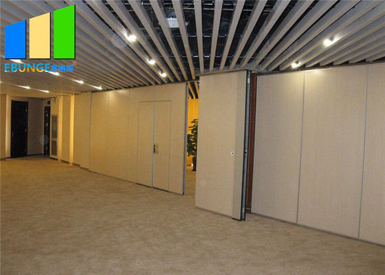 ホテルの仕切りを滑らせる移動可能な壁部屋の仕切りのパネルの健全な絶縁材