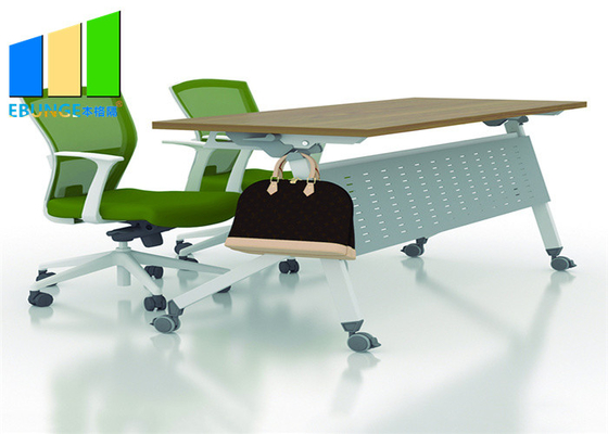 オフィス用家具および学校の机車輪が付いている折り畳み式の訓練部屋のテーブル