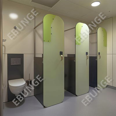 簡単に設置 トイレの隔壁