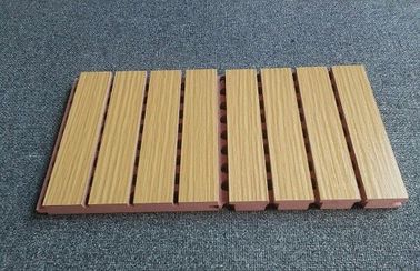音楽部屋のための音響パネルの音のAsorption注文の固体木の溝がある板