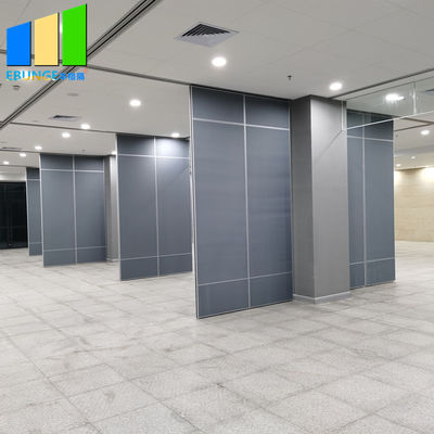 装飾用布の壁パネル