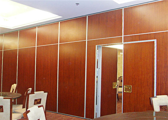 タイプ65外部の宴会の移動可能な壁の動産は機能会議室のために仕切る移動可能な壁を仕切る