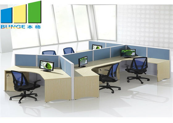 モジュラー オフィス用家具 コンピュータ机の網のオフィスの椅子のコール センターの開いたオフィス ワークステーション